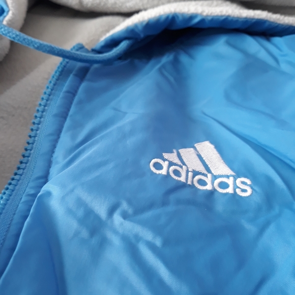 Adidas vintage jacket - Picture 7 of 9